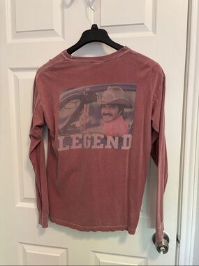 Vintage-Style 'Legend' Old Row Burt ReynoldsGraphic Long Sleeve Tee - Dusty Rose